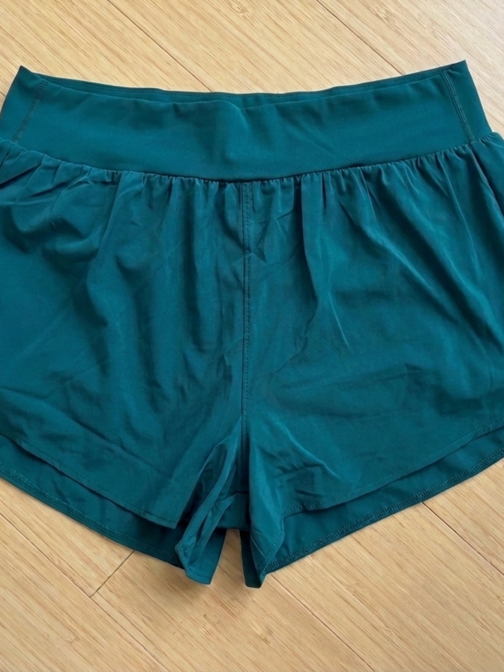 NWT FABLETICS Shorts Size XL
